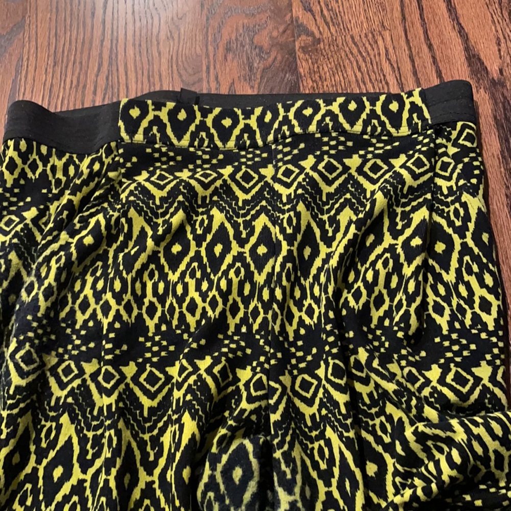 Pants - Picture 3 of 7